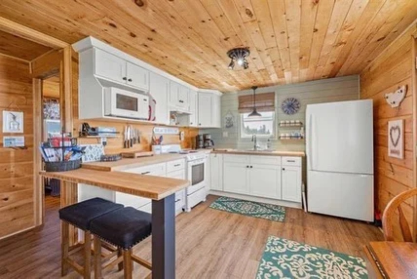 Ittybitty Beach House